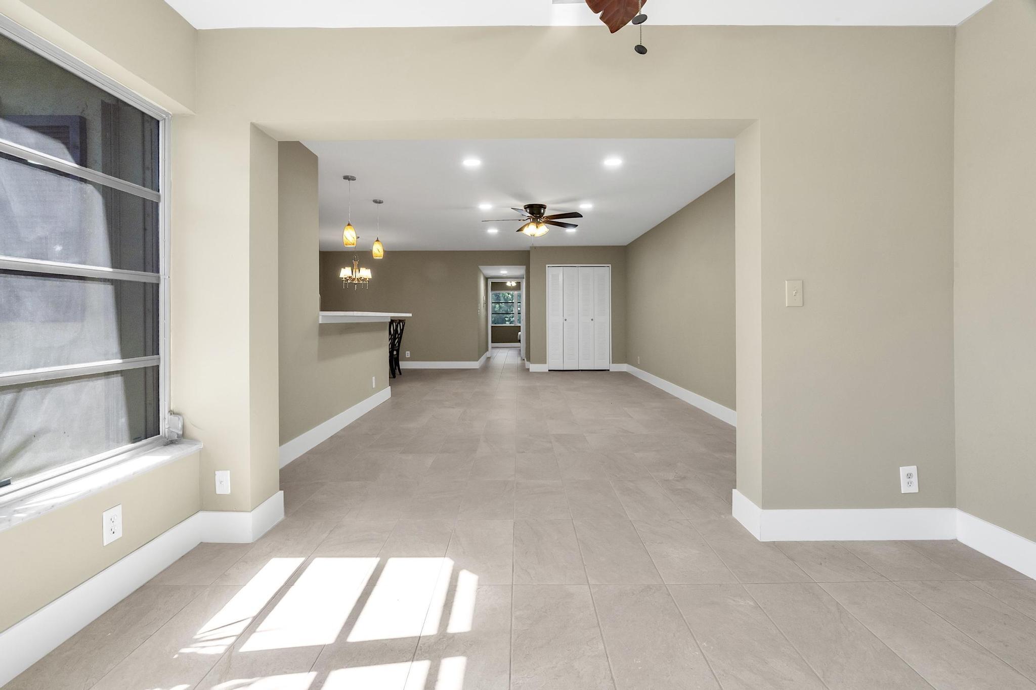 HIGH POINT OF DELRAY WEST CONDO SEC 3 - Residential