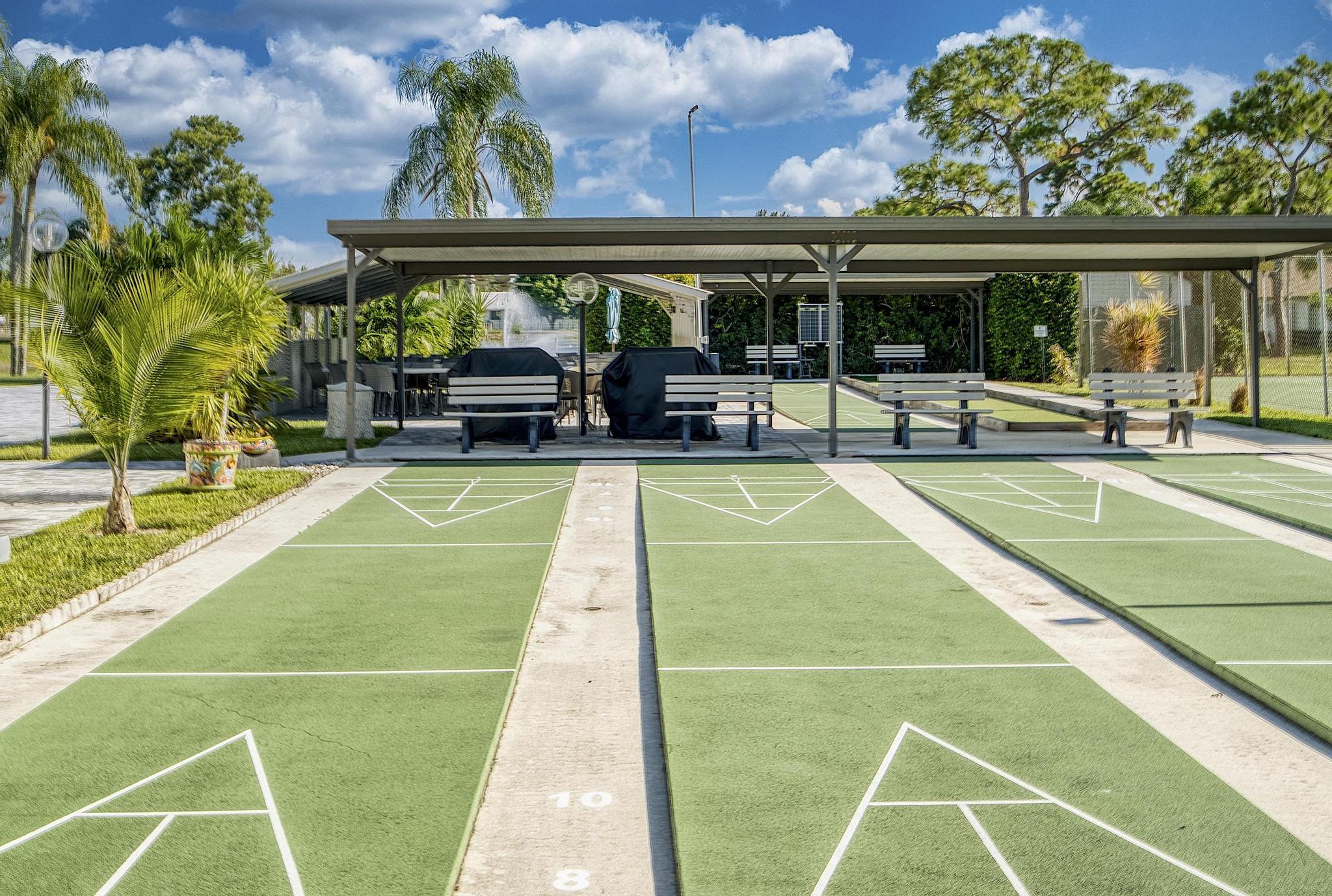 HIGH POINT OF DELRAY WEST CONDO SEC 3 - Residential