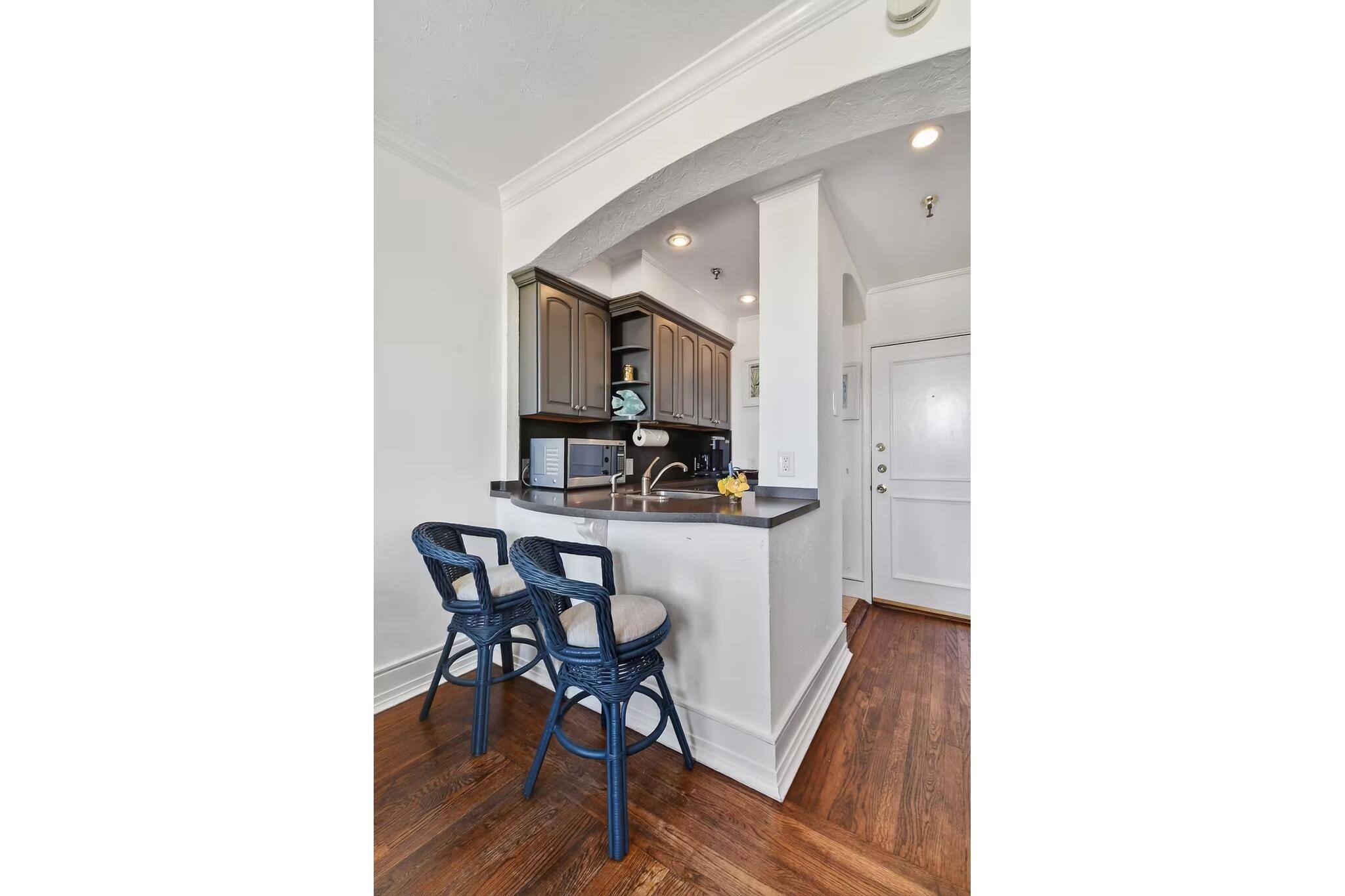 PALM BEACH HOTEL CONDO - Residential