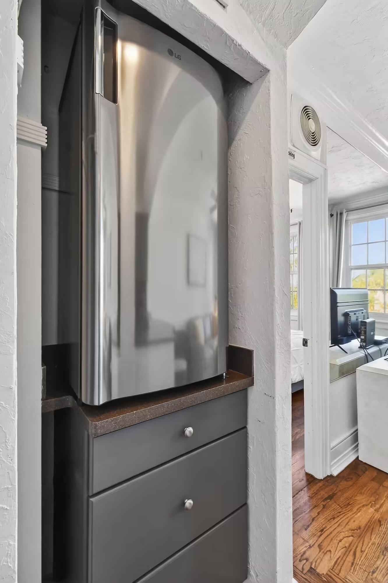 PALM BEACH HOTEL CONDO - Residential