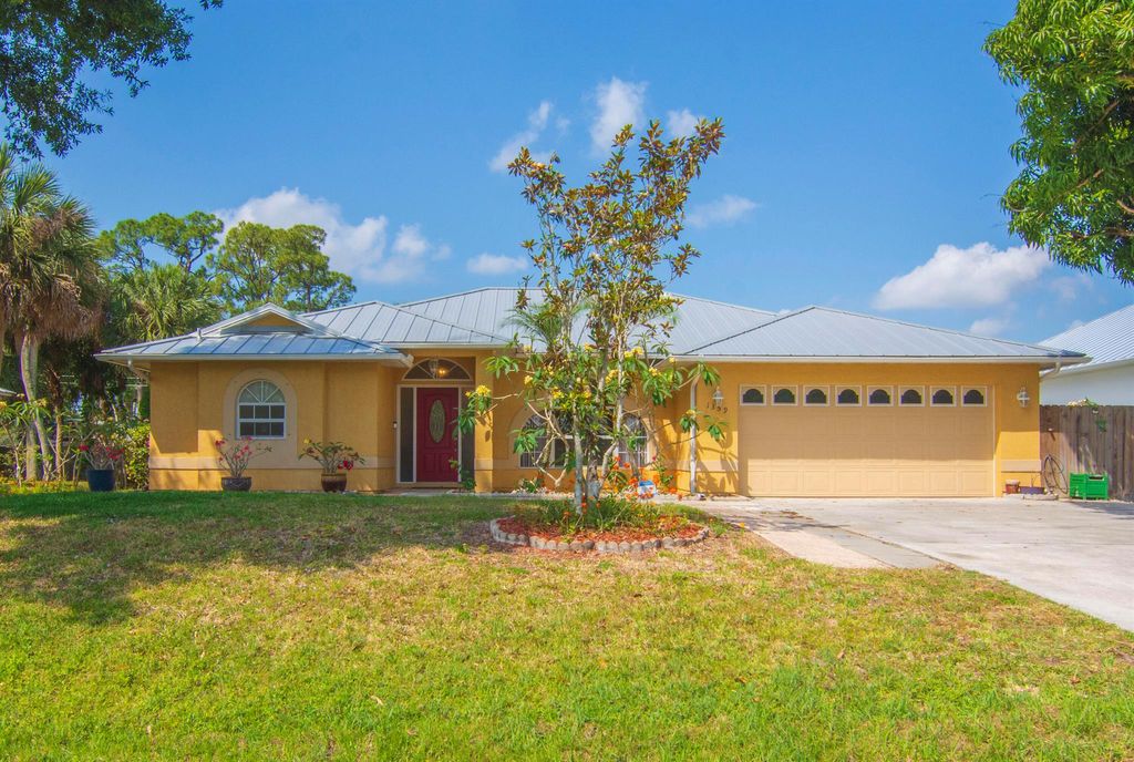 Photo of 1359 Damask Lane, Sebastian, FL 32958 (MLS # R11085672)