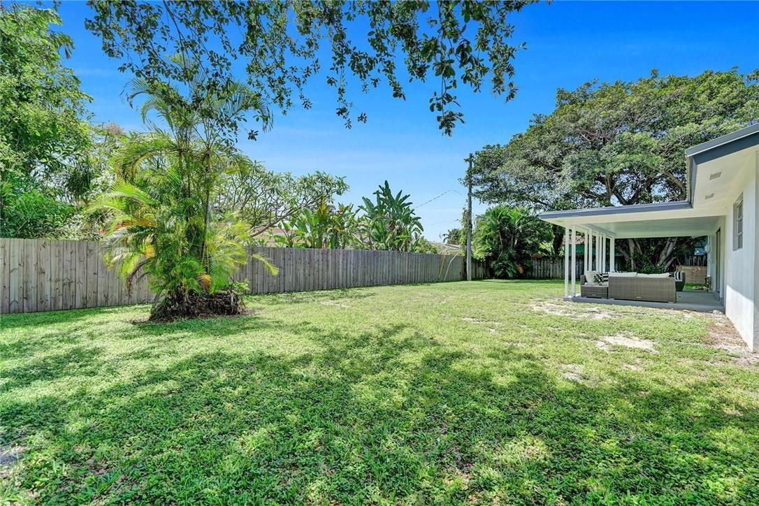 POMPANO WATERWAY ESTATES - Residential Lease