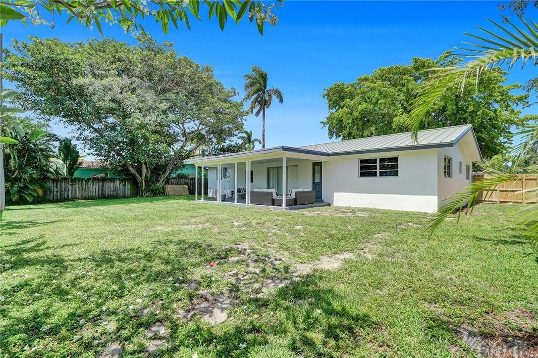 POMPANO WATERWAY ESTATES - Residential Lease