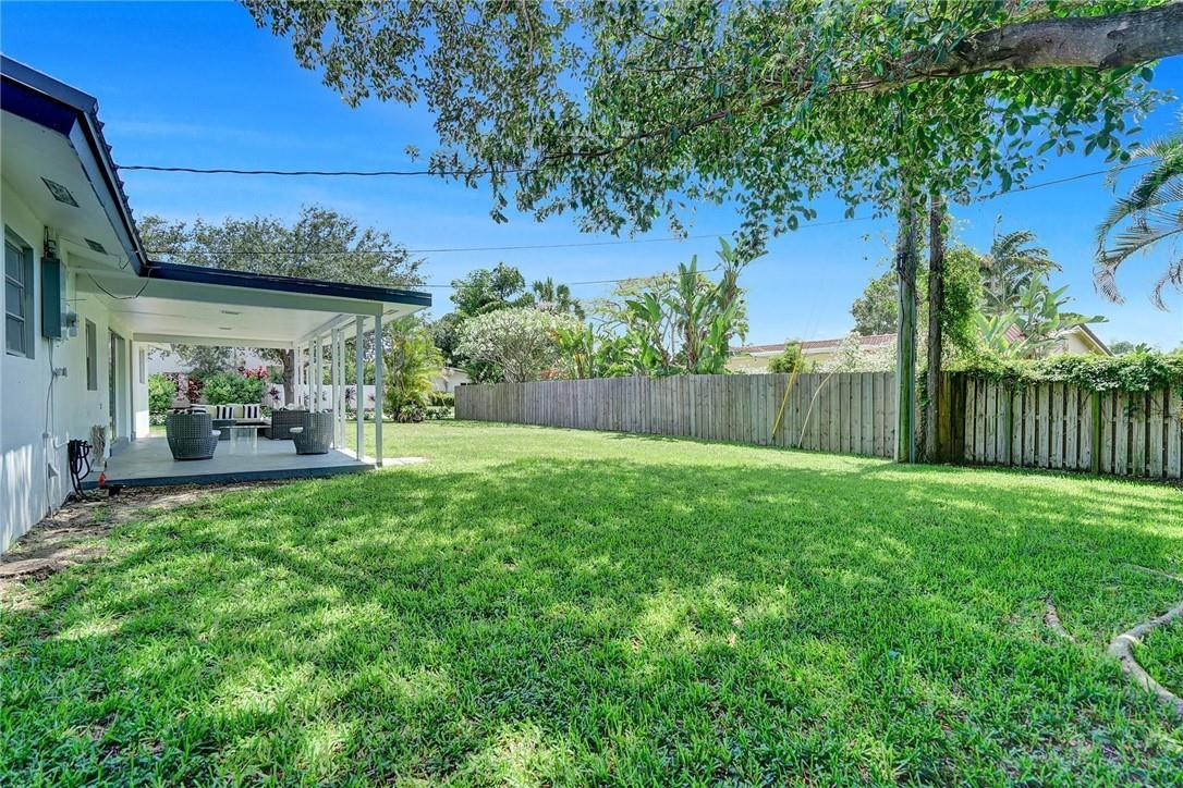 POMPANO WATERWAY ESTATES - Residential Lease
