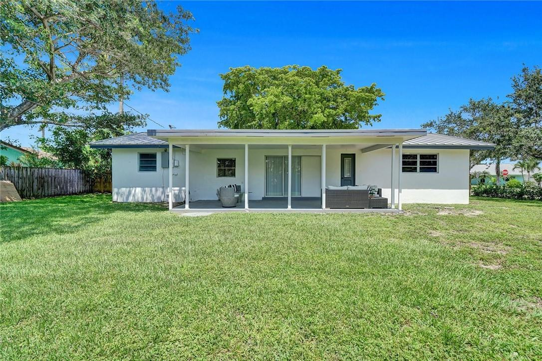 POMPANO WATERWAY ESTATES - Residential Lease
