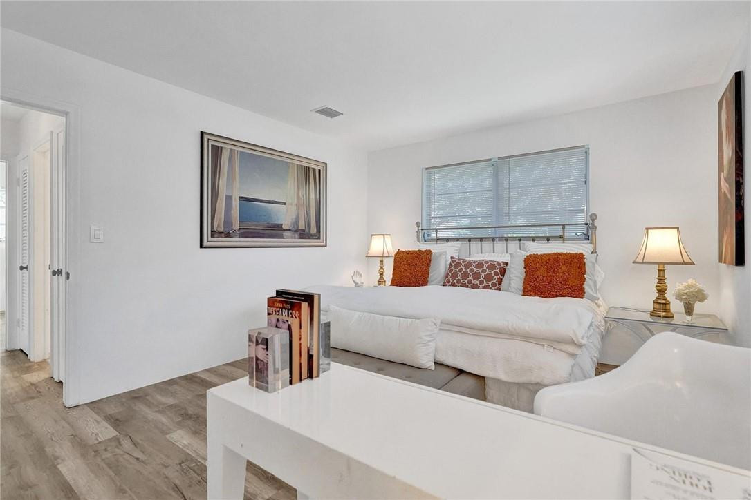 POMPANO WATERWAY ESTATES - Residential Lease