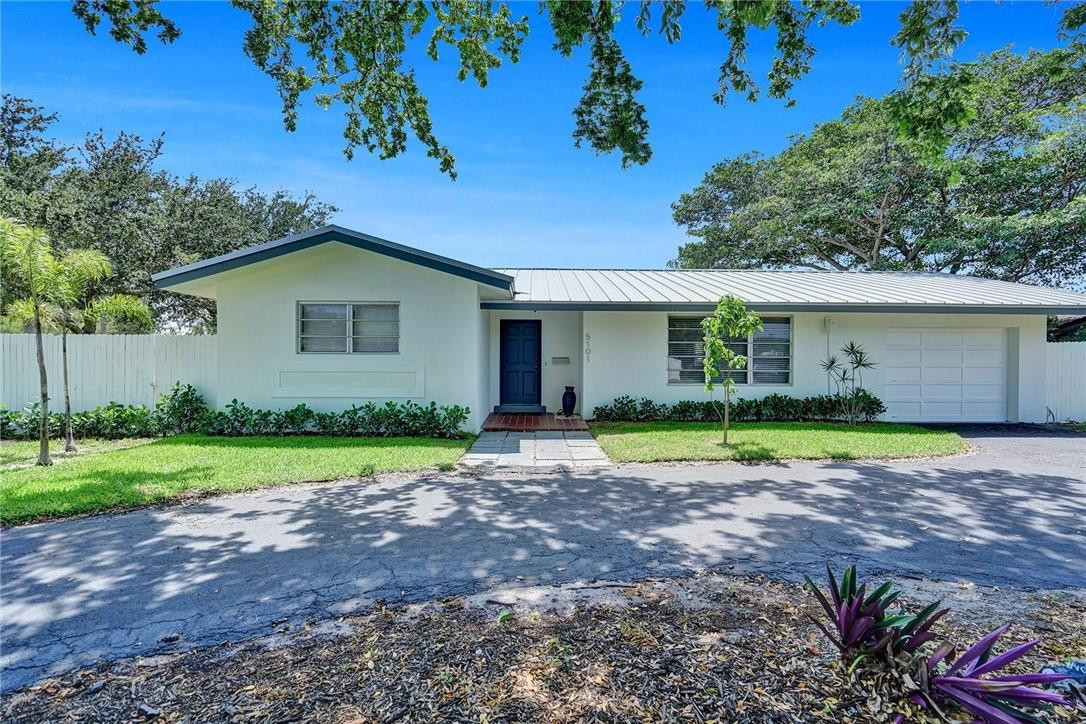 POMPANO WATERWAY ESTATES - Residential Lease