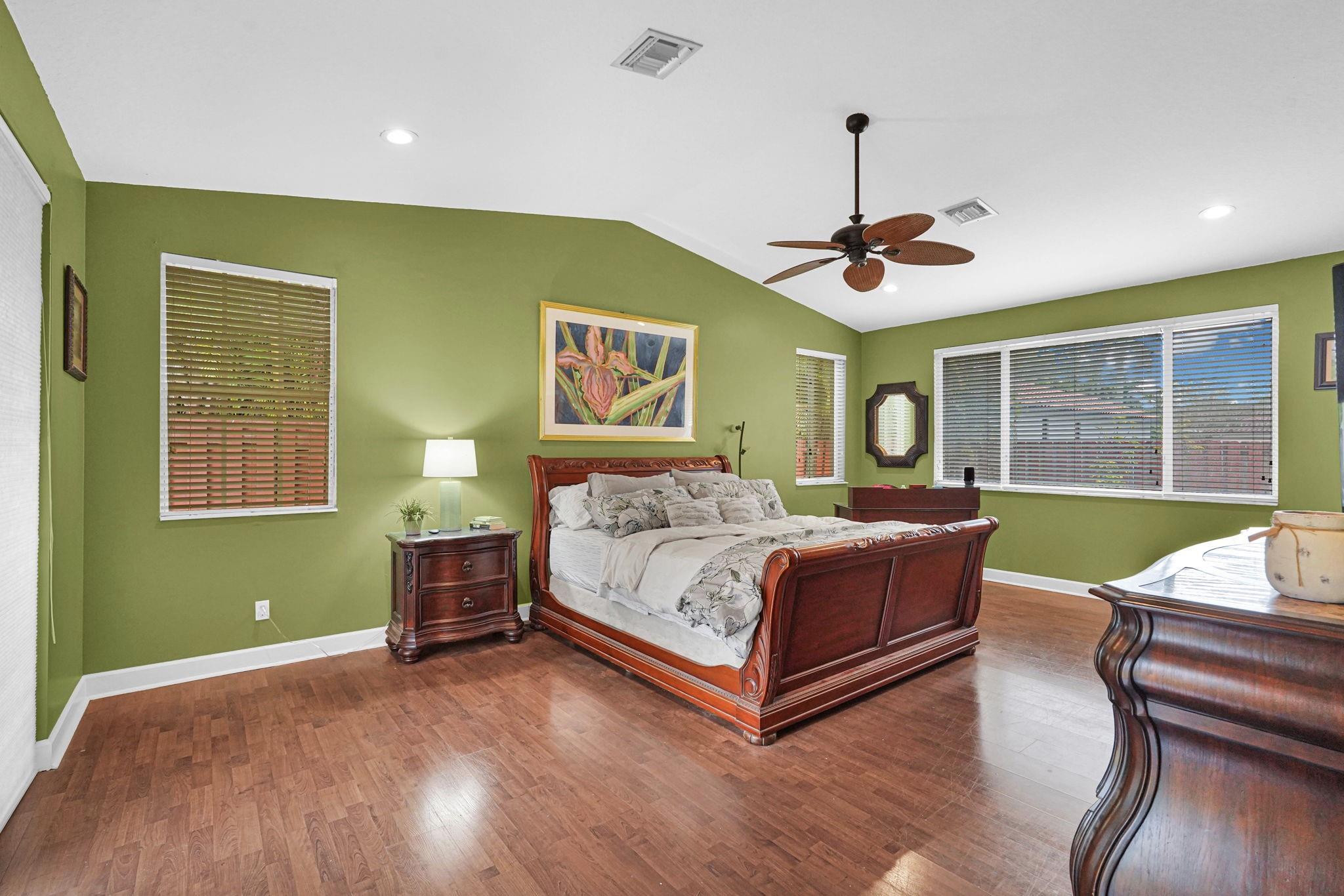 Windsor Palms 160-17 B - Residential