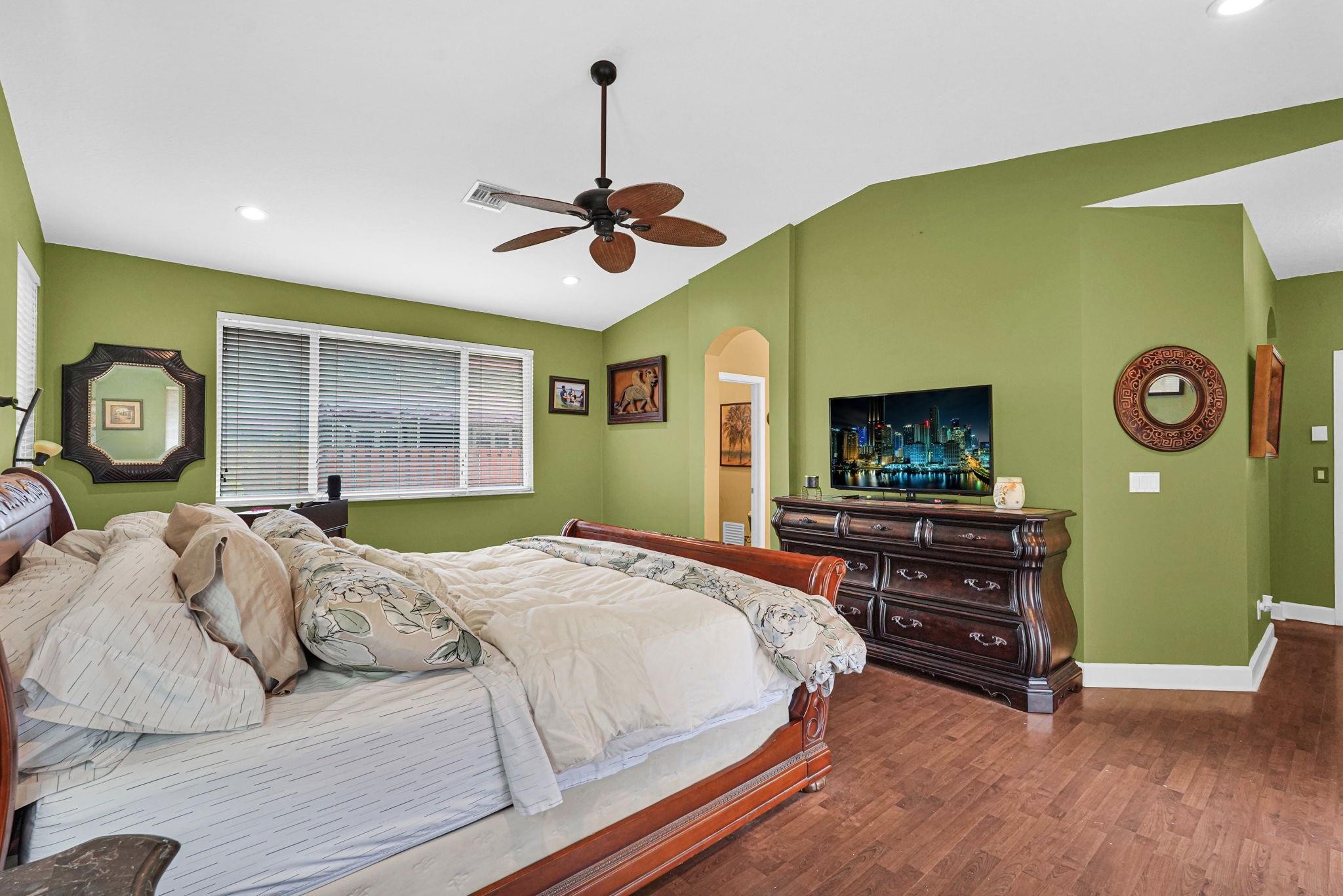 Windsor Palms 160-17 B - Residential