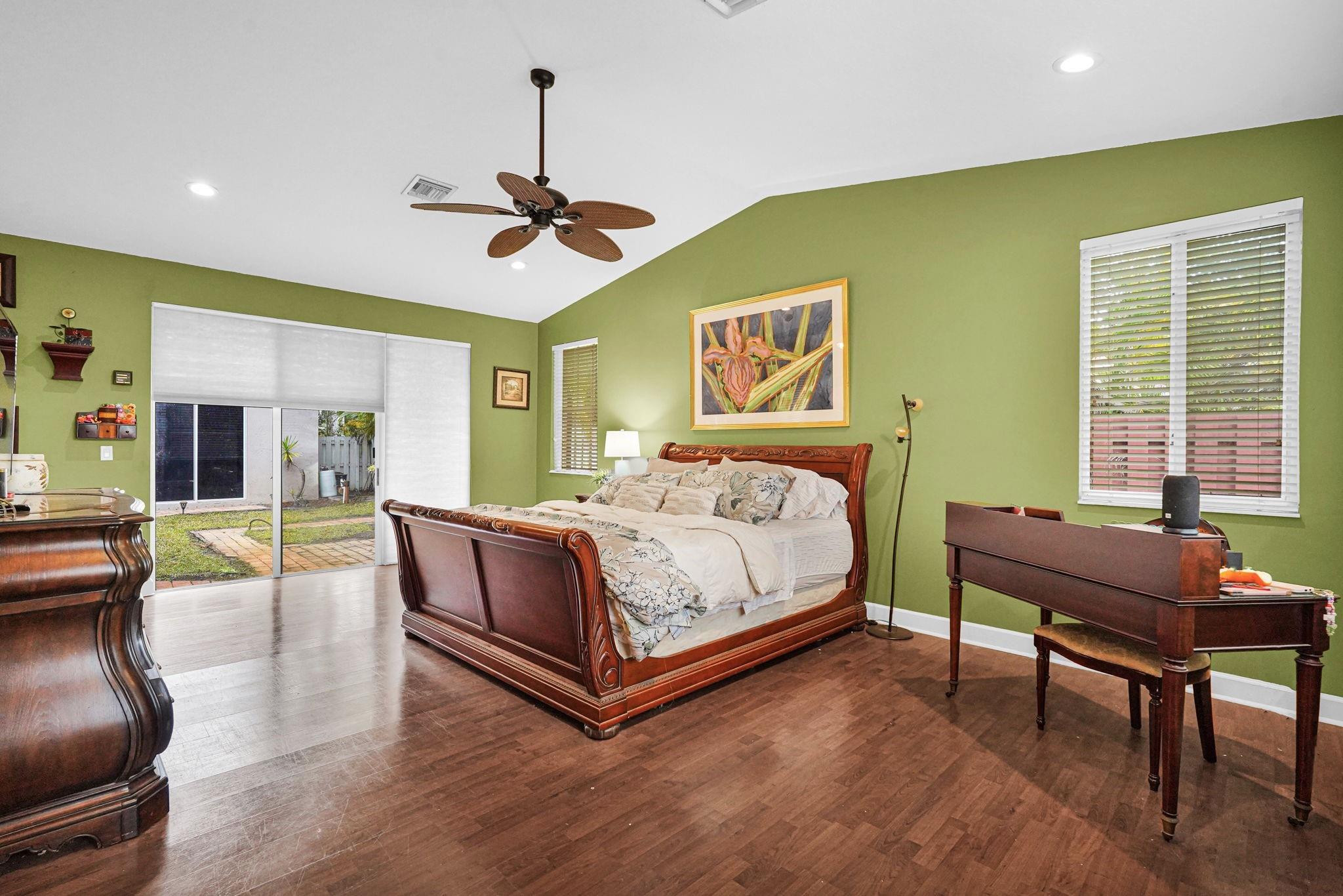 Windsor Palms 160-17 B - Residential