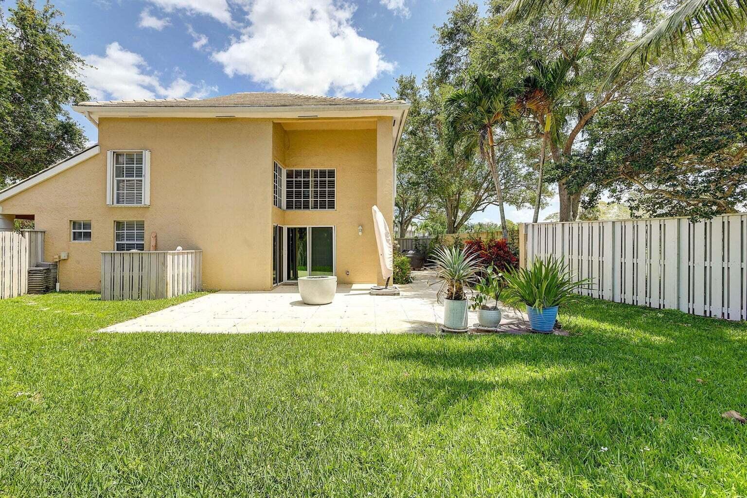 11 Commanders Drive