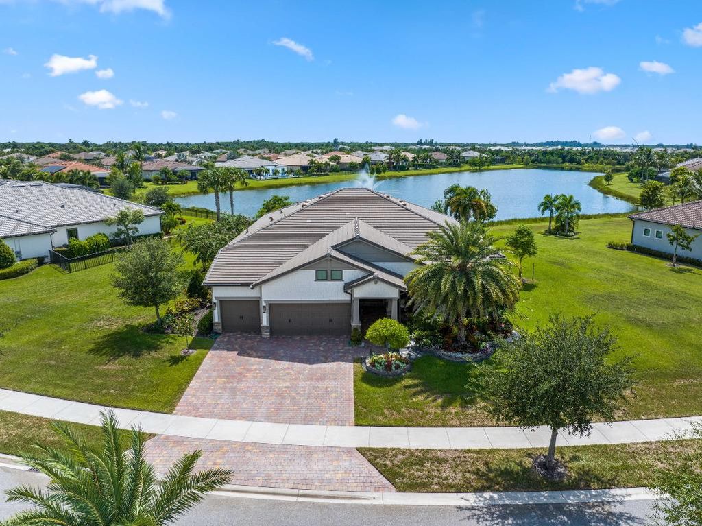 Photo of 9191 Balsamo Drive, Palm Beach Gardens, FL 33412 (MLS # R11116295)