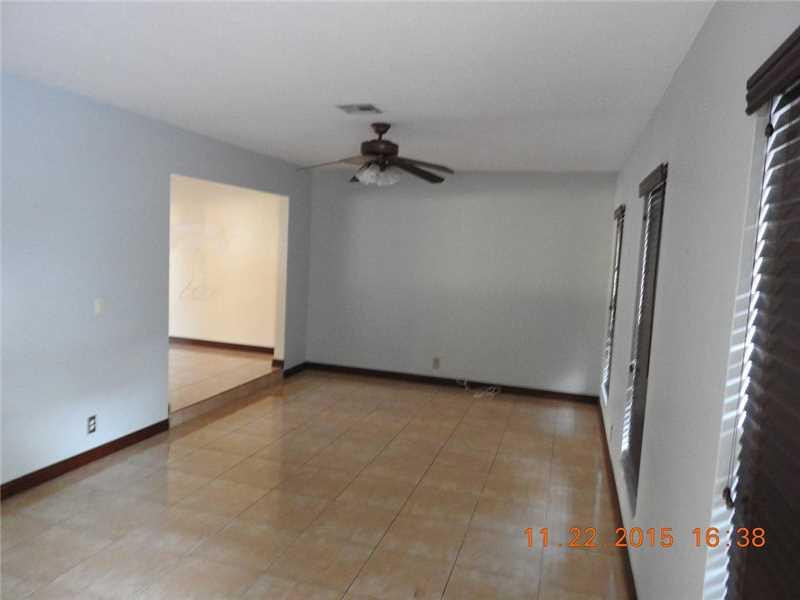 HOLLYWOOD HILLS 1965 - Residential