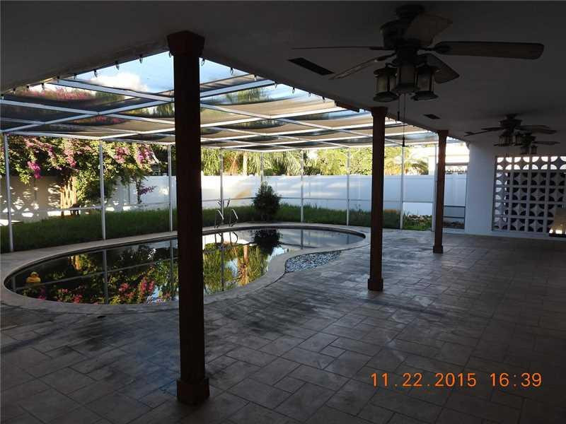 HOLLYWOOD HILLS 1965 - Residential