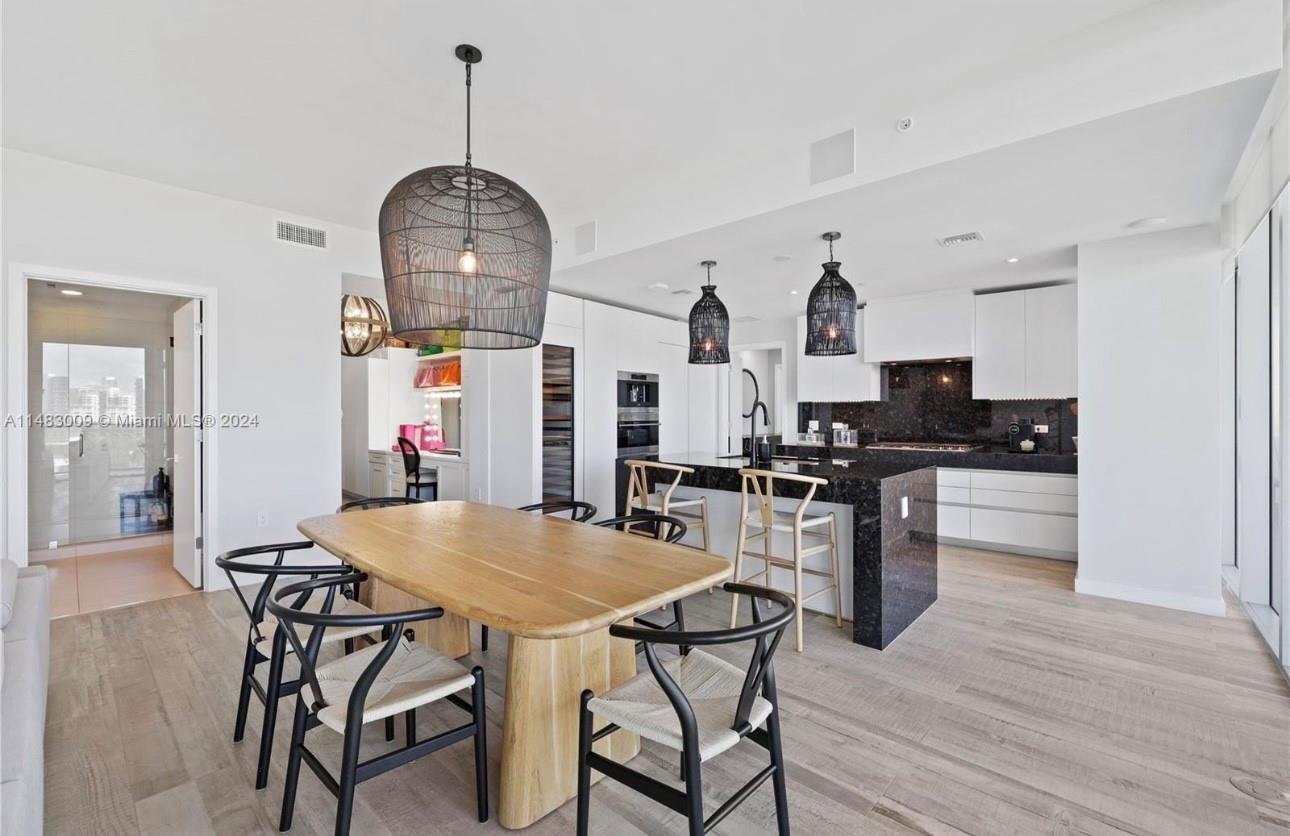 AUBERGE BEACH RESIDENCES - Residential