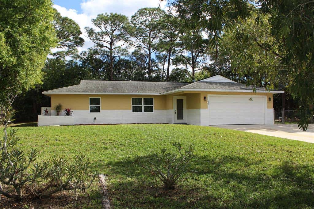 Photo of 290 Berger Road, Fort Pierce, FL 34945 (MLS # R10771599)