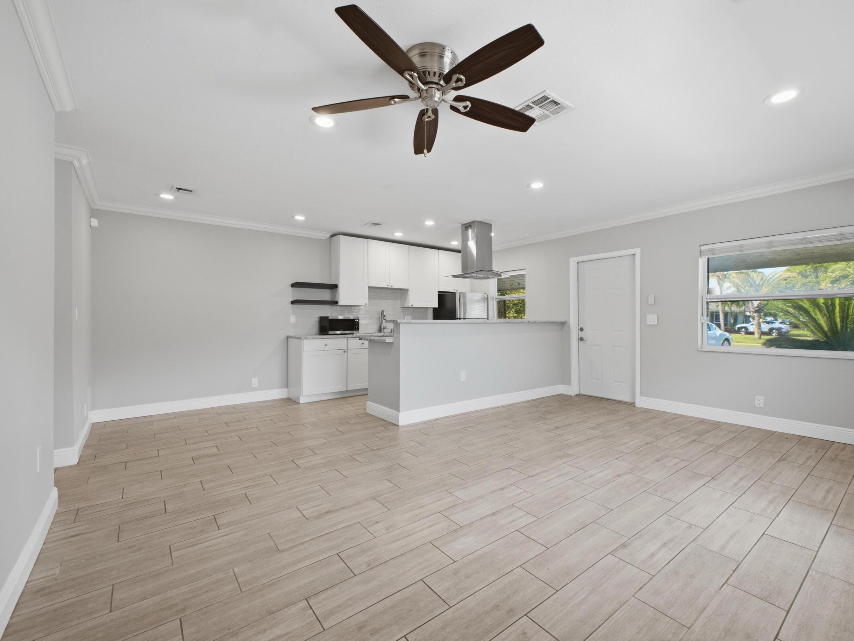 3125 Albatross Road