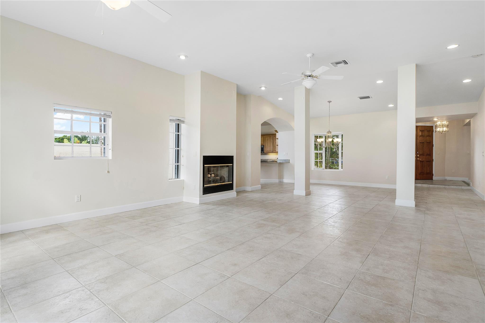 Lauderdale Harbors Sec A - Residential