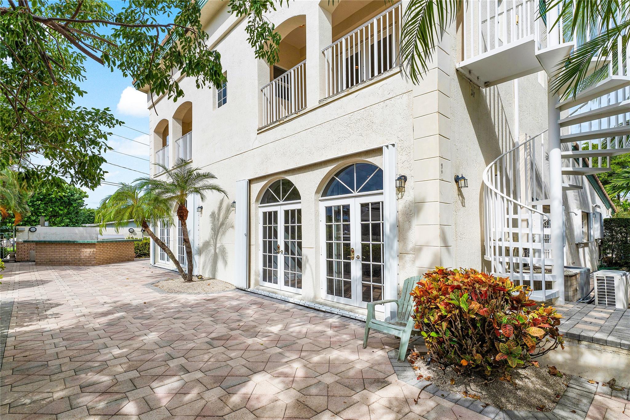 Lauderdale Harbors Sec A - Residential