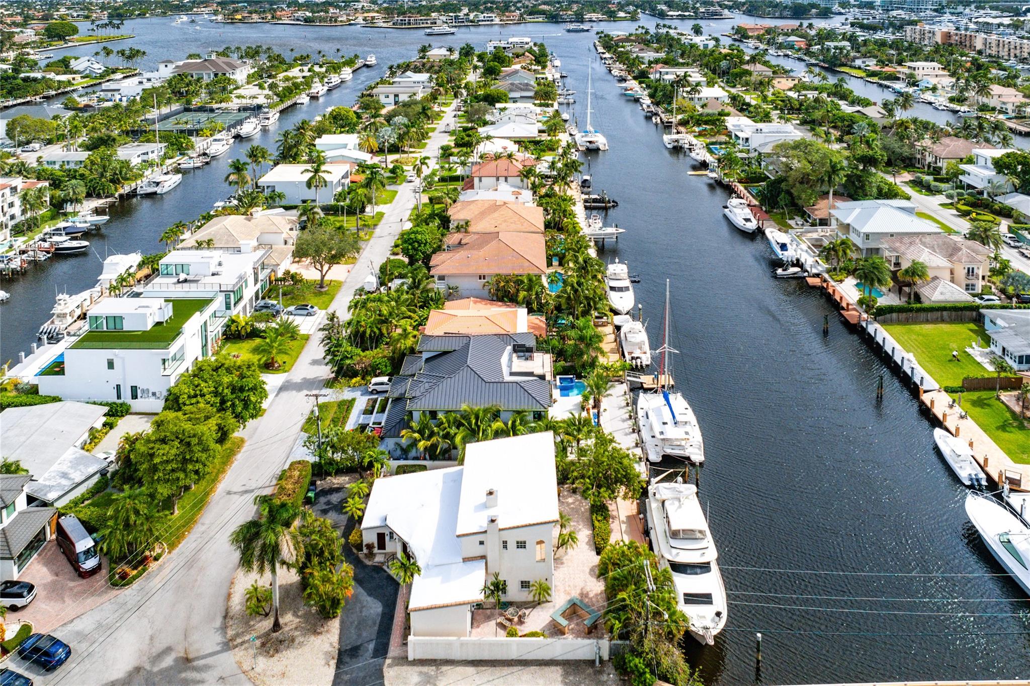 Lauderdale Harbors Sec A - Residential