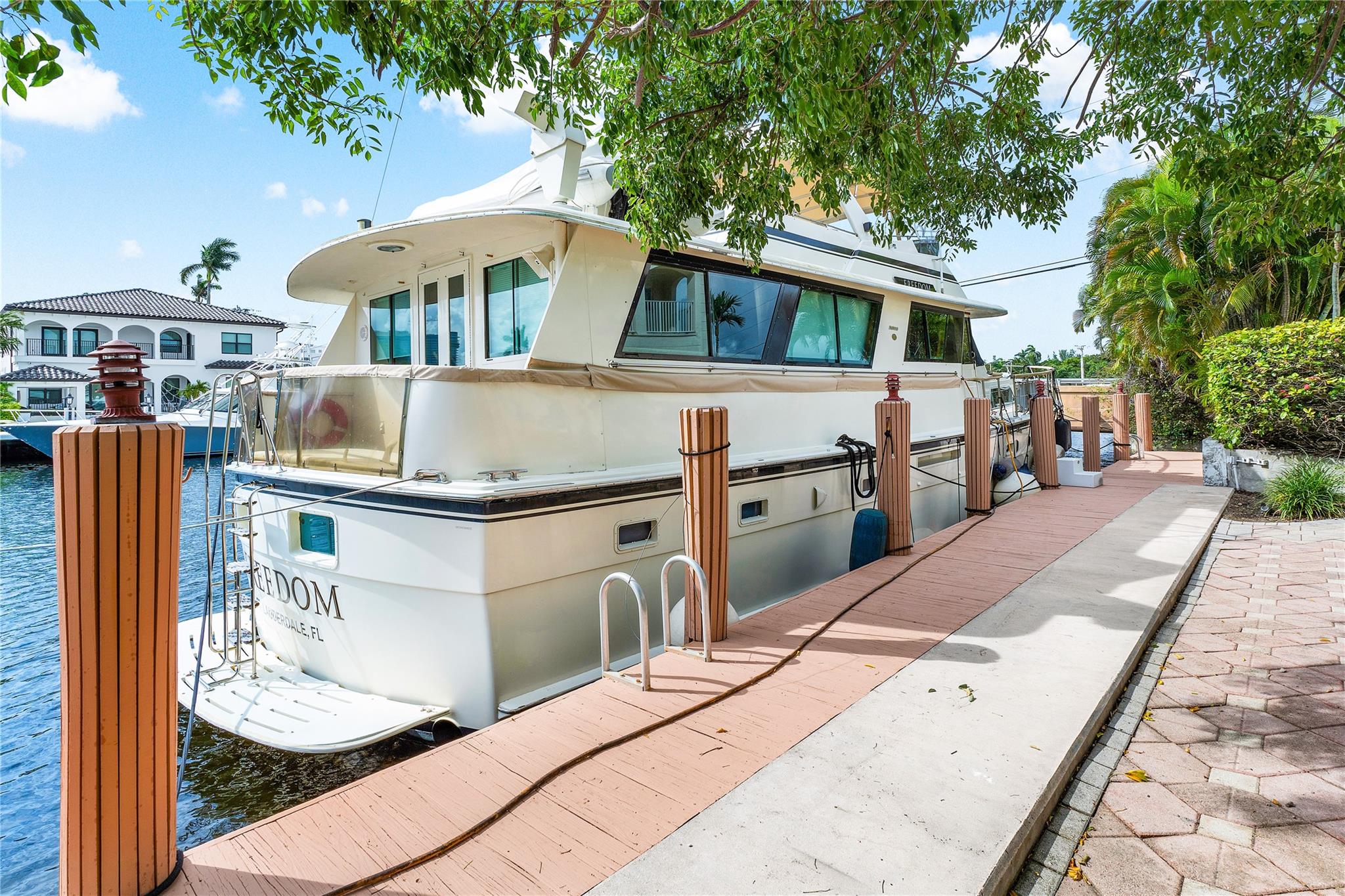 Lauderdale Harbors Sec A - Residential
