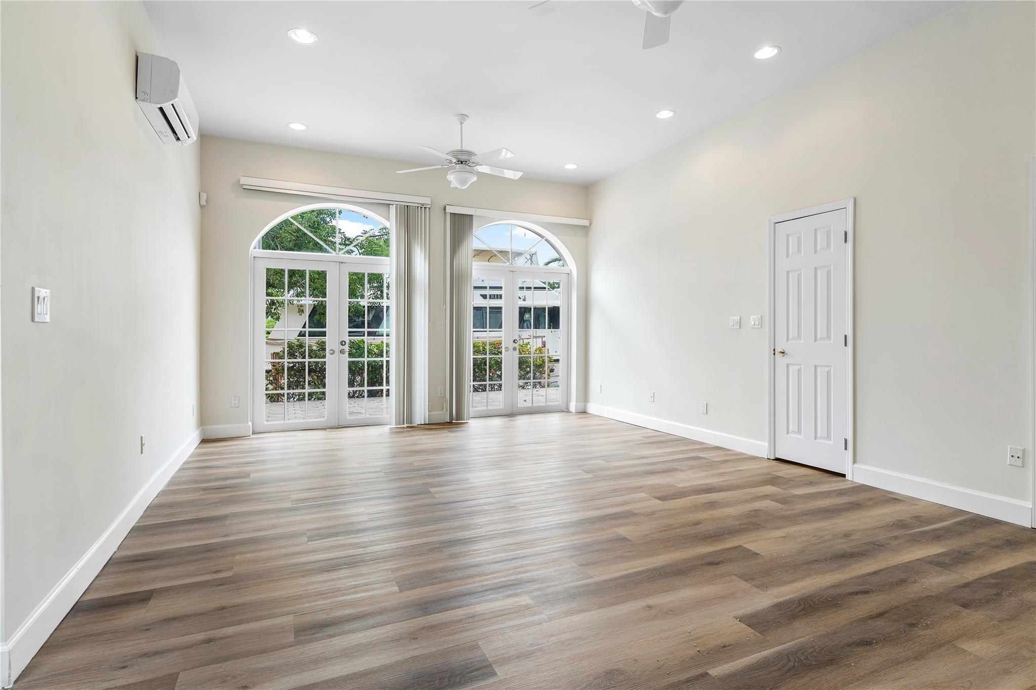 Lauderdale Harbors Sec A - Residential