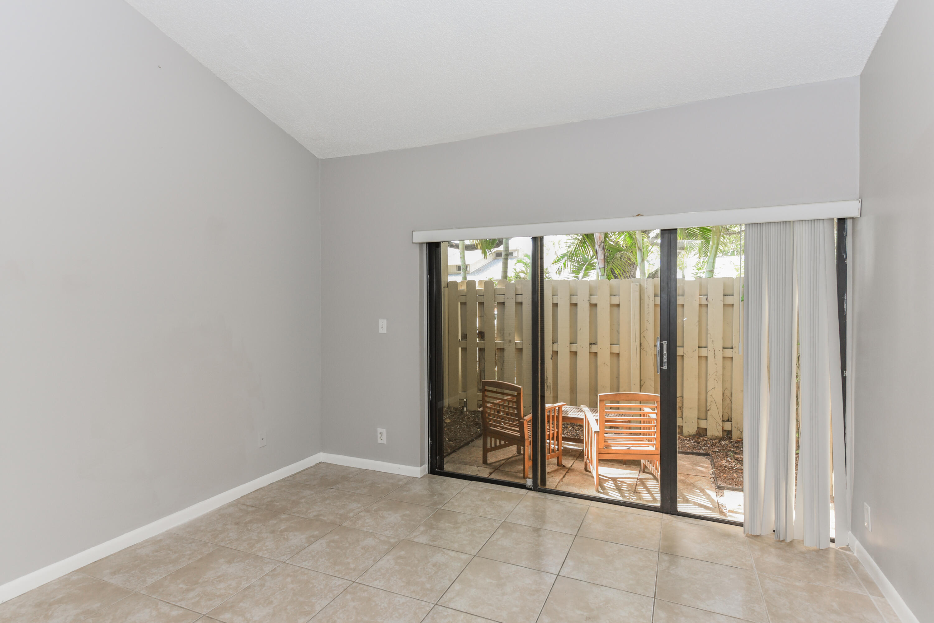 WOODLET CONDO - Residential Lease