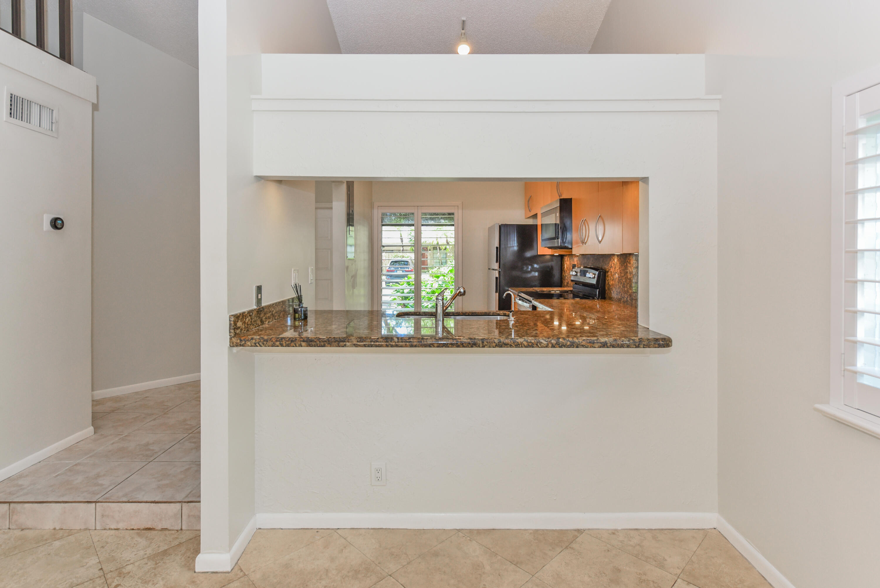 WOODLET CONDO - Residential Lease