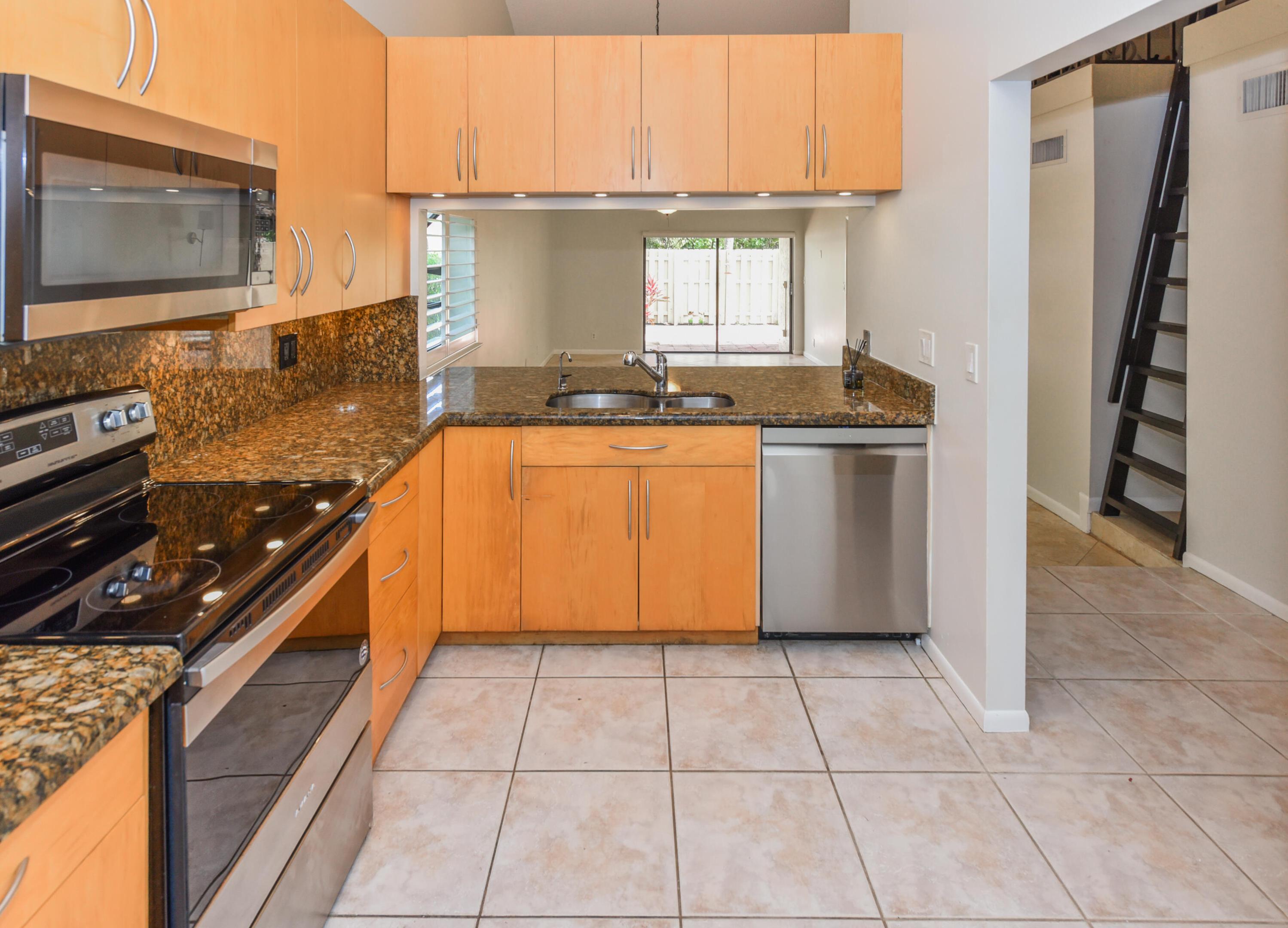 WOODLET CONDO - Residential Lease