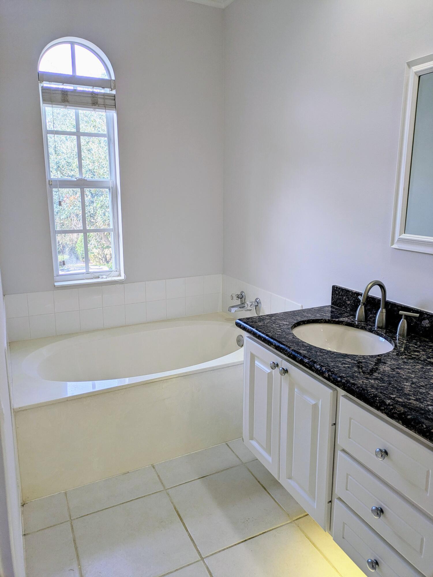 CAMBRIDGE AT ABACOA - Residential