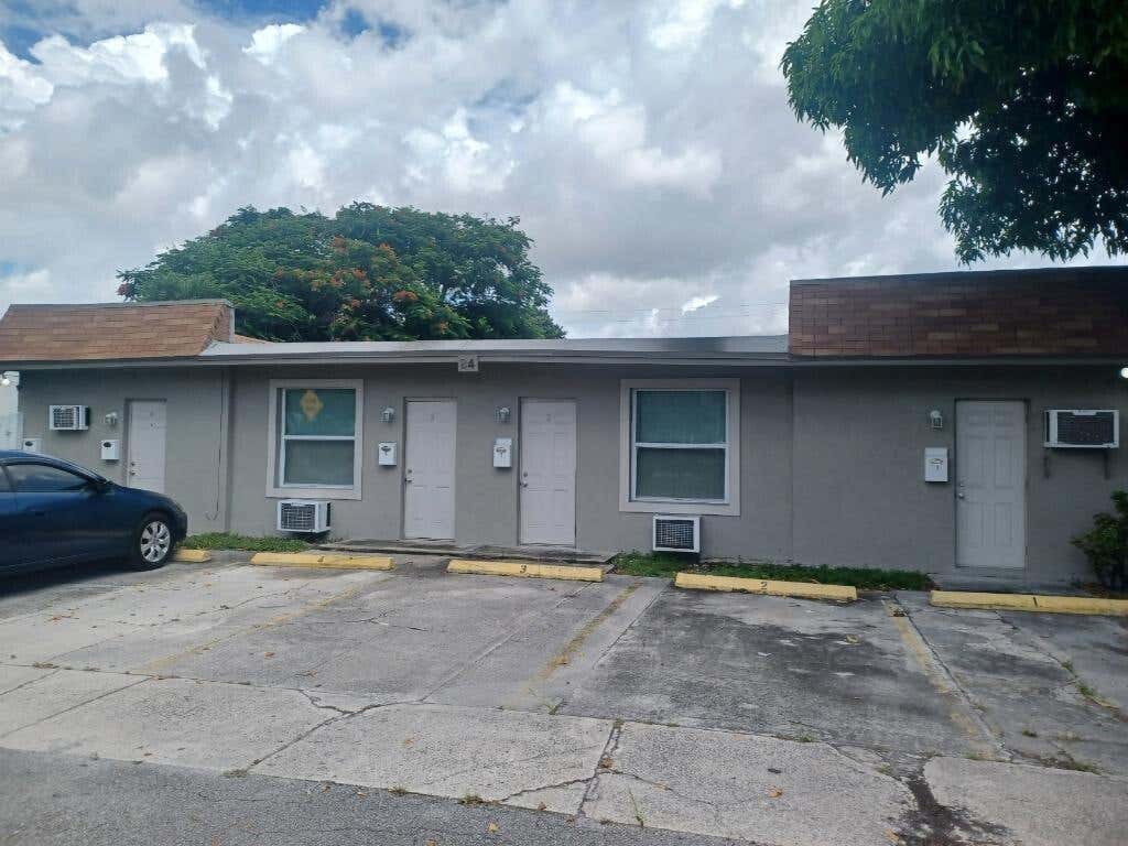 Photo of 24 SW 13th Street #1-5, Dania Beach, FL 33004 (MLS # B26046369)