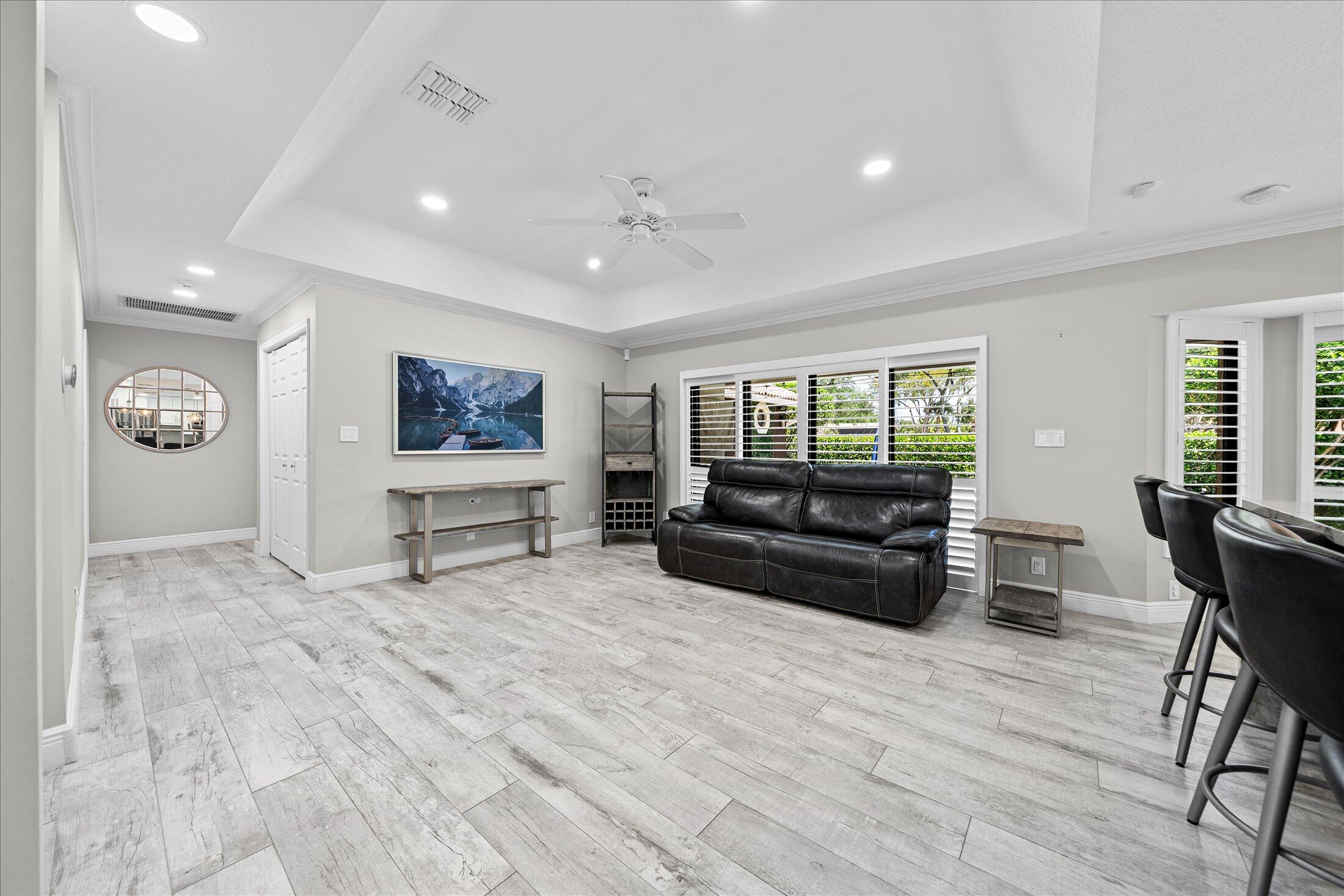 PINE RIDGE - Residential