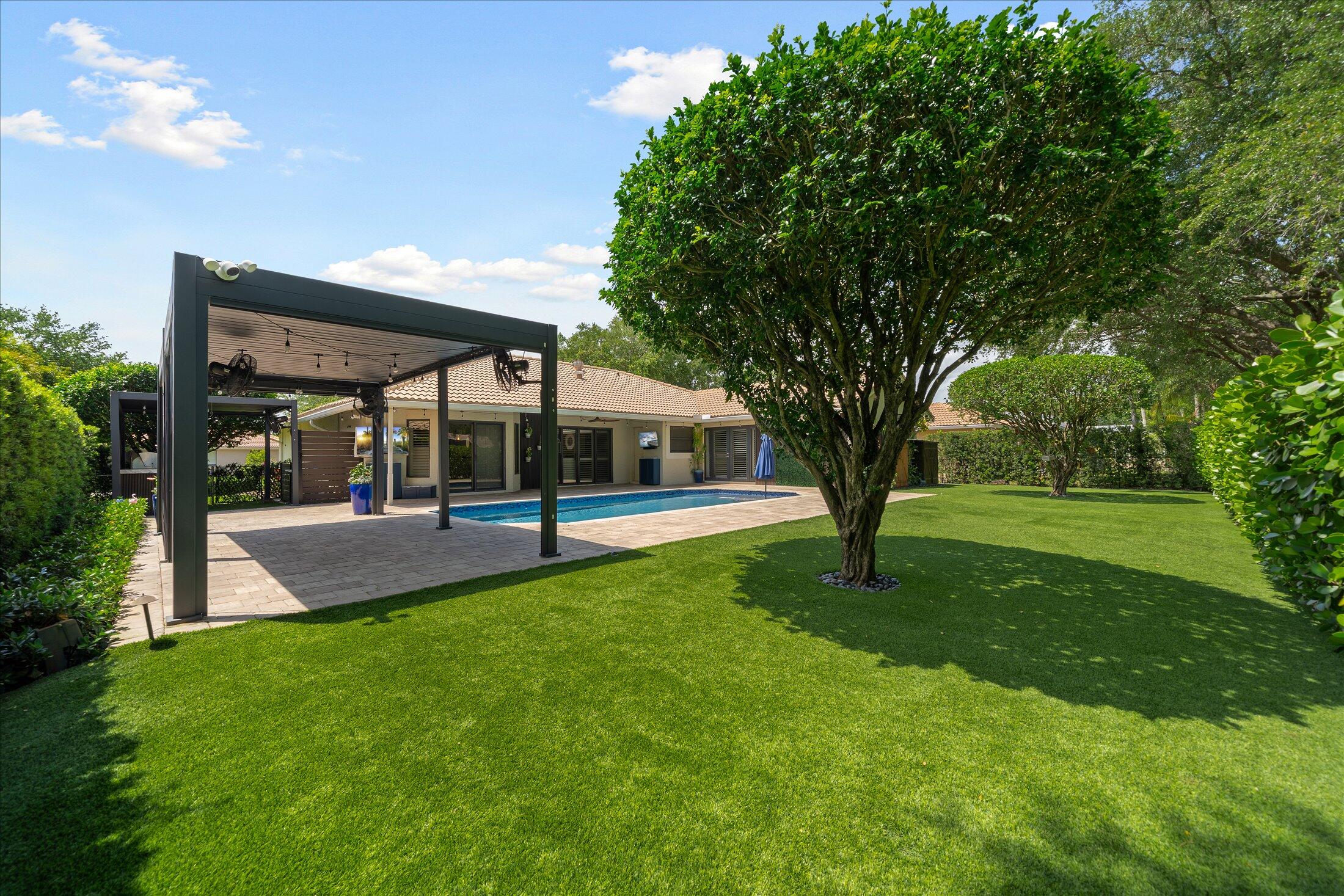 PINE RIDGE - Residential