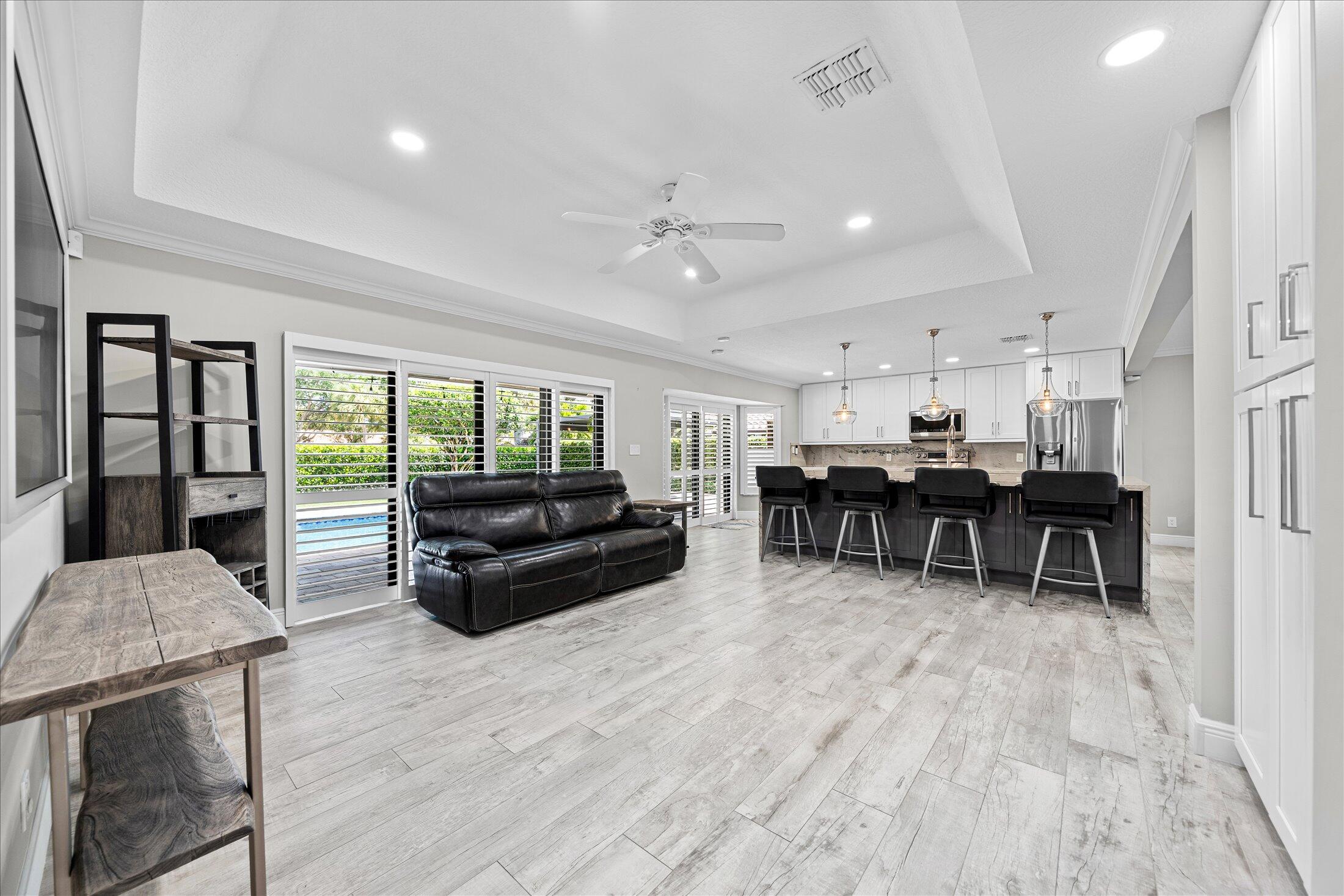 PINE RIDGE - Residential