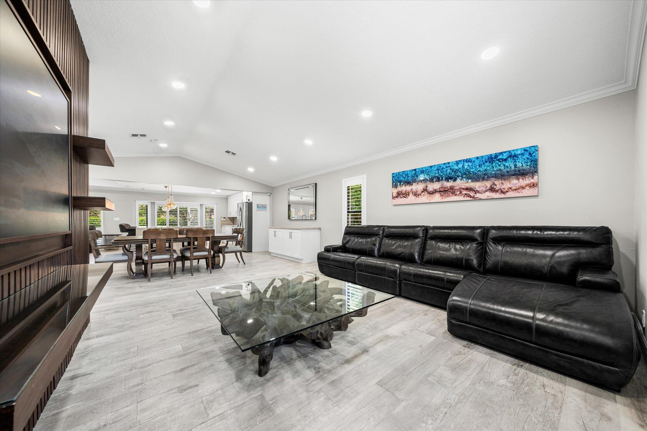 PINE RIDGE - Residential