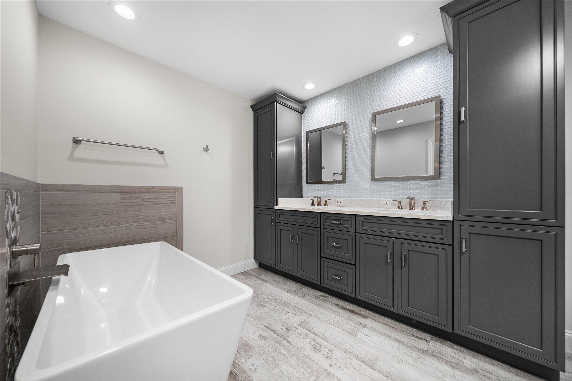 PINE RIDGE - Residential