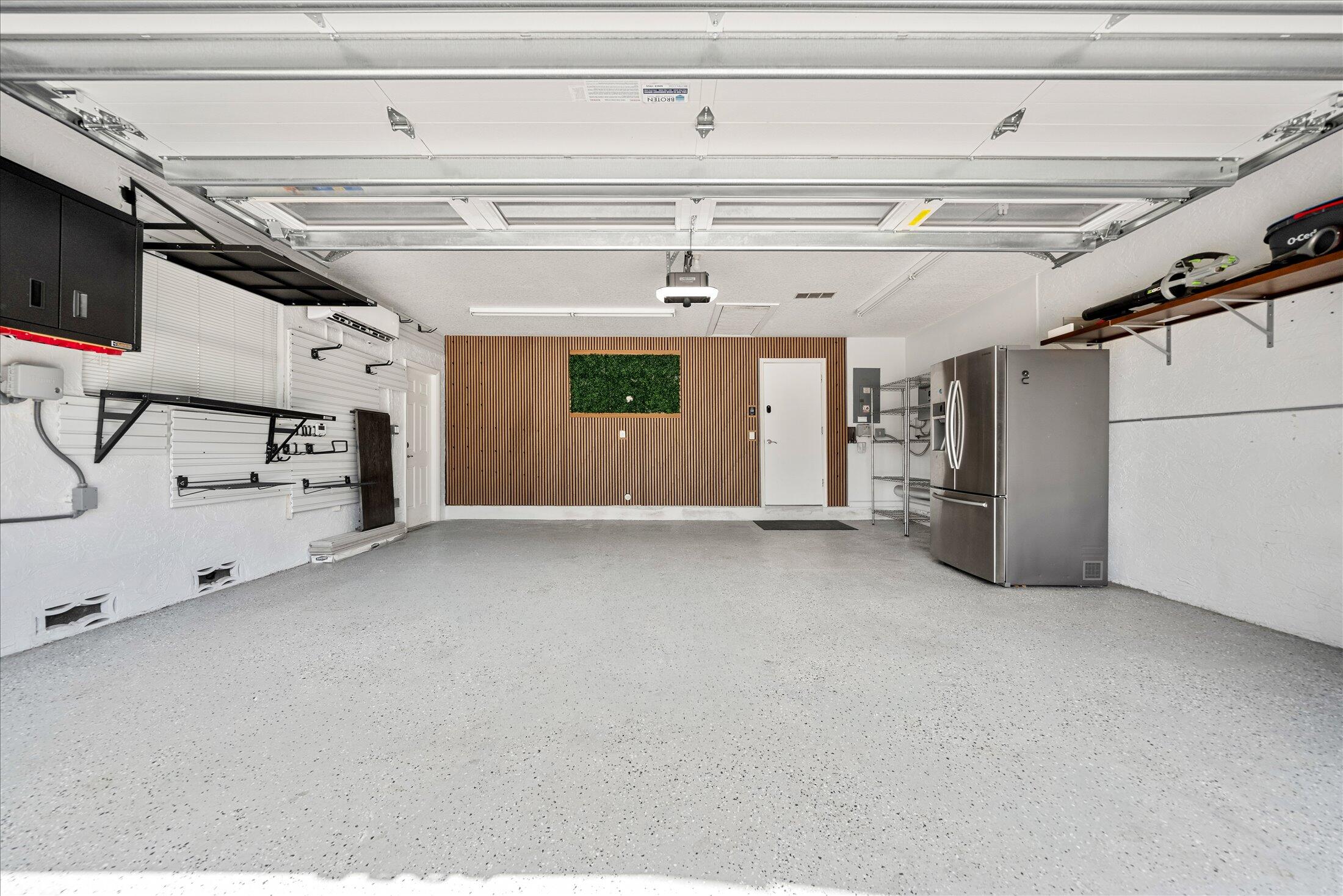 PINE RIDGE - Residential