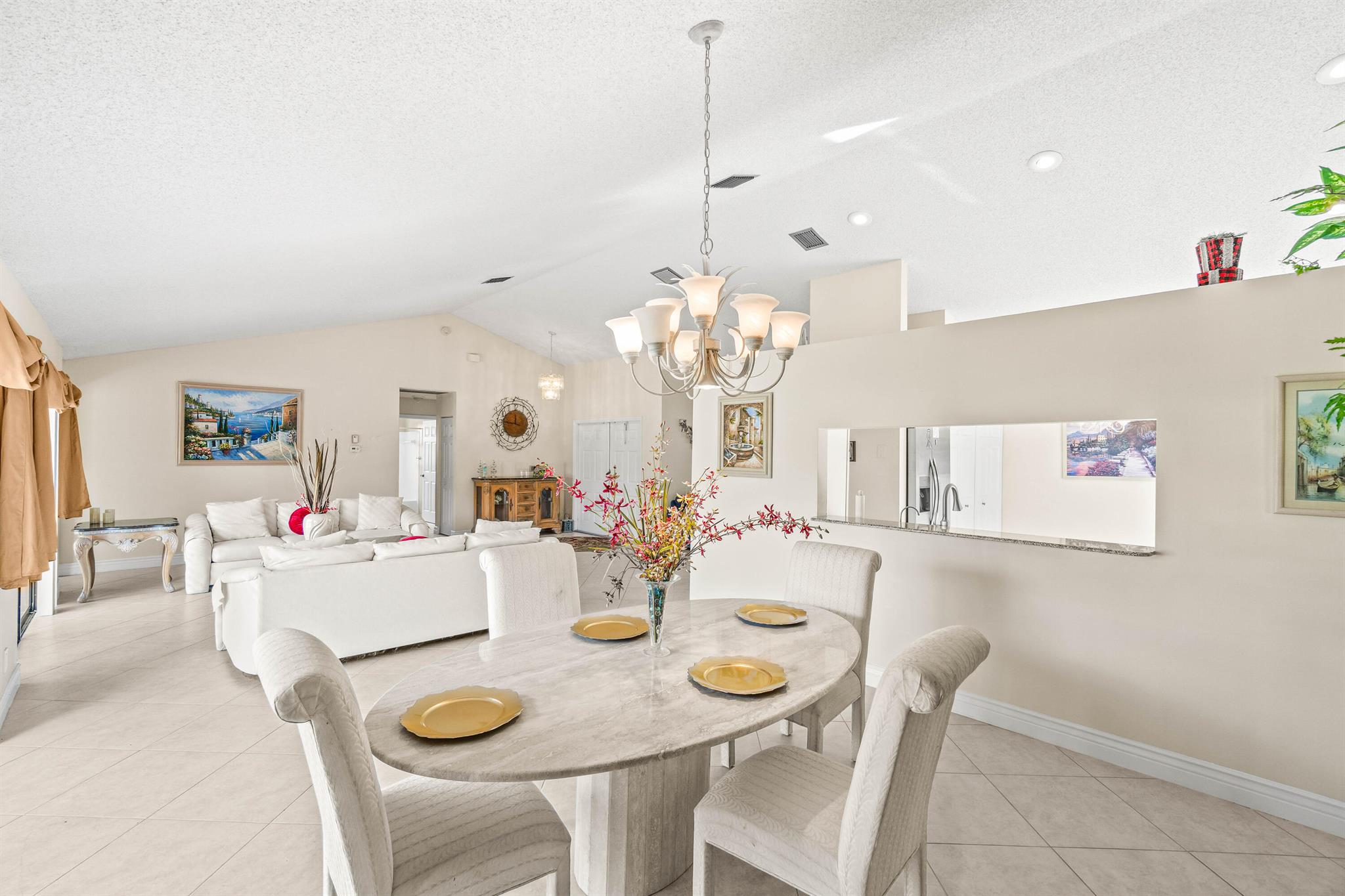 SUN VALLEY 2 - Residential