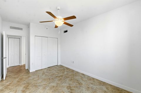 Tiny photo for 450 N FEDERAL Highway #911, Boynton Beach, FL 33435 (MLS # B26053887)