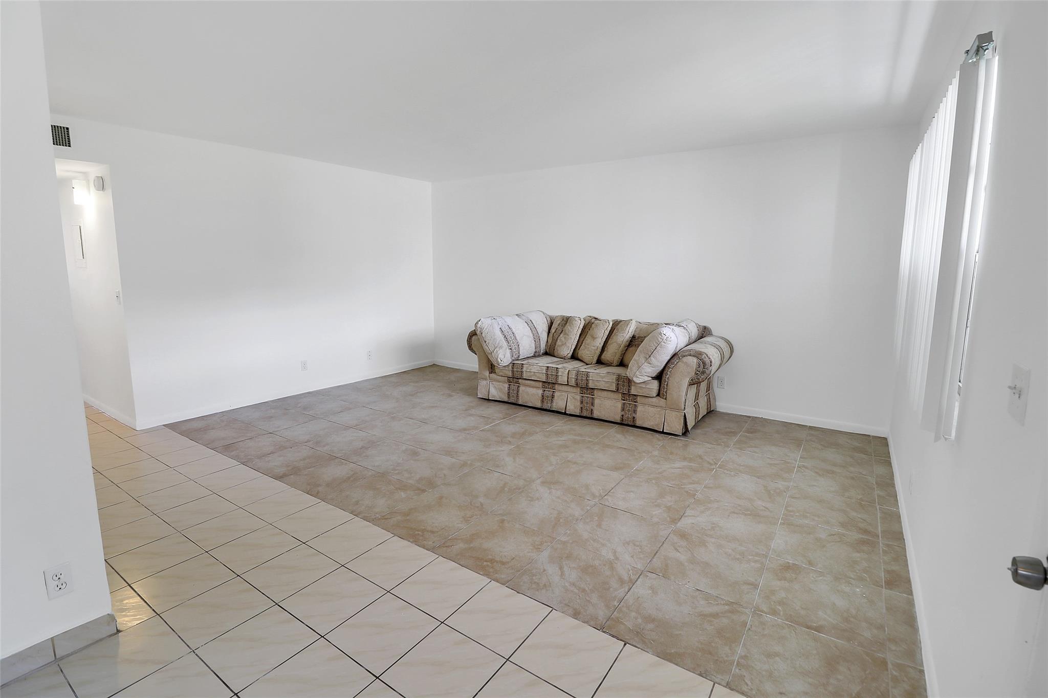 Kings Point Normandy A-U - Residential Lease