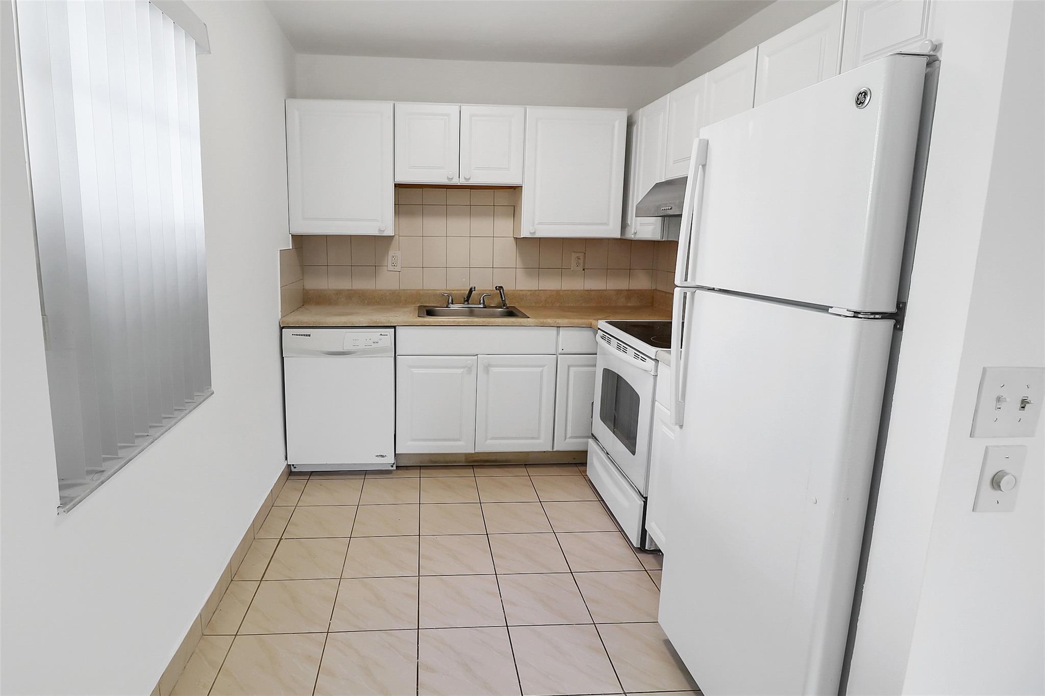 Kings Point Normandy A-U - Residential Lease