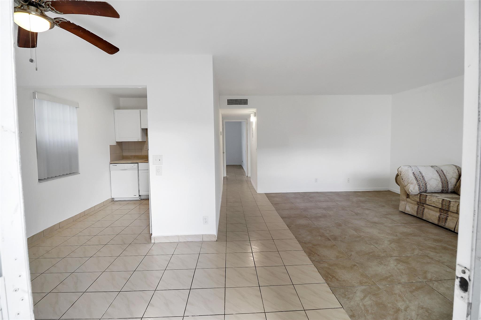 Kings Point Normandy A-U - Residential Lease