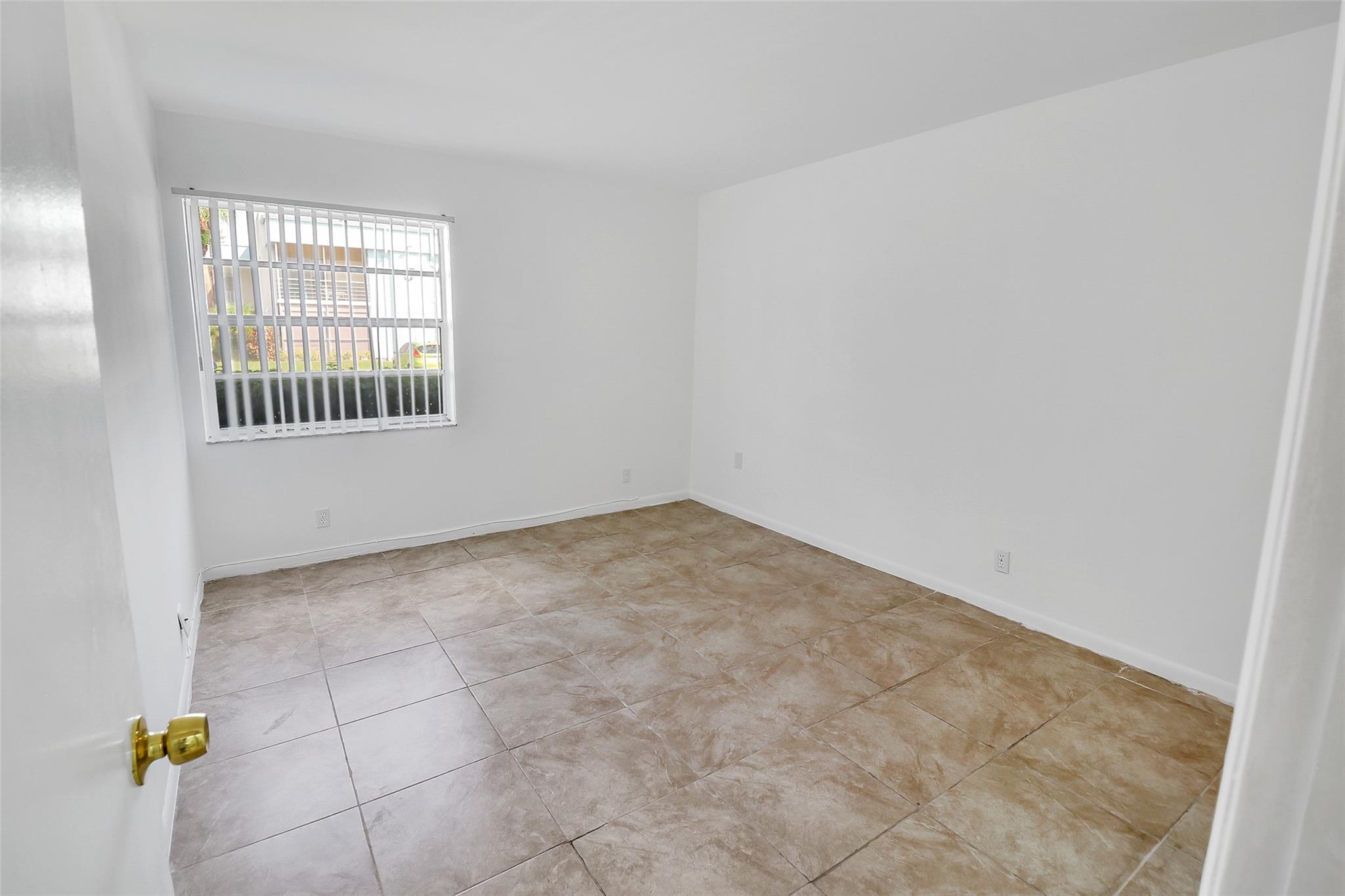 Kings Point Normandy A-U - Residential Lease