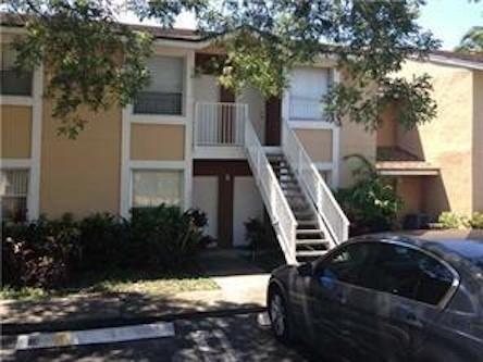 Great unit, lots of lights. Entry ground level. Washer and dryer inside the unit. Oen parking spot assigned