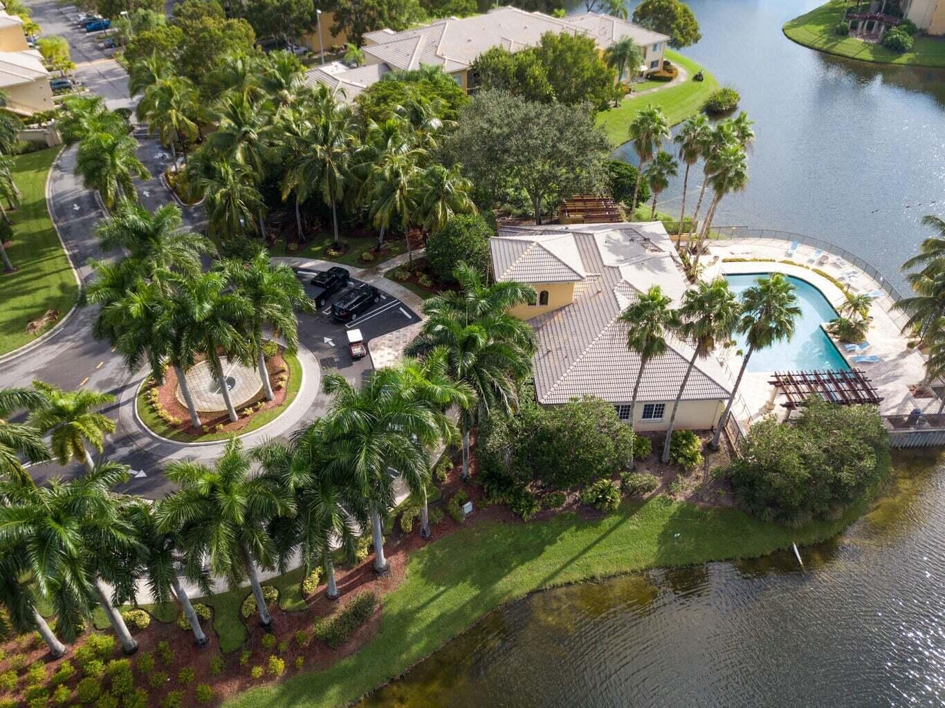 GRAND VIEW AT CRESTWOOD C - Residential Lease