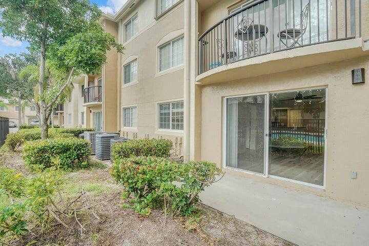 GRAND VIEW AT CRESTWOOD C - Residential Lease