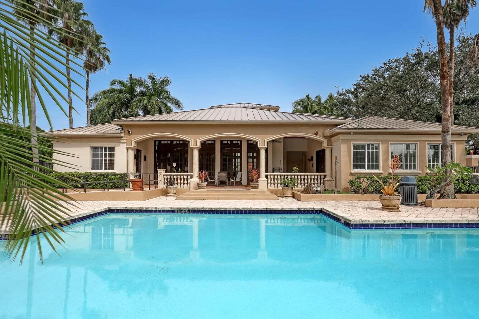 GRAND VIEW AT CRESTWOOD C - Residential Lease