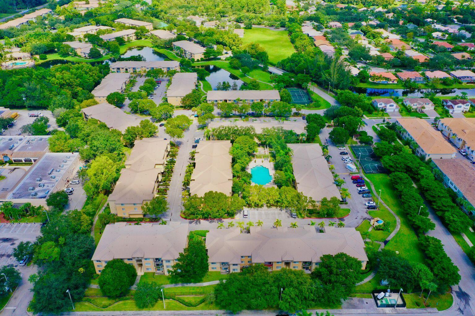 GRAND VIEW AT CRESTWOOD C - Residential Lease