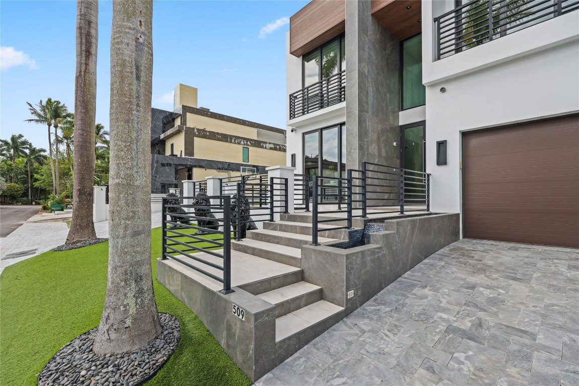 509 Coconut Isle Drive