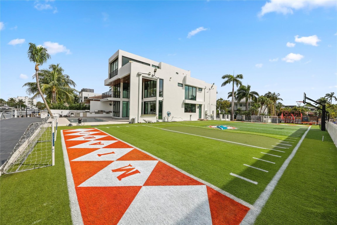 Venice 8-12 B - Residential